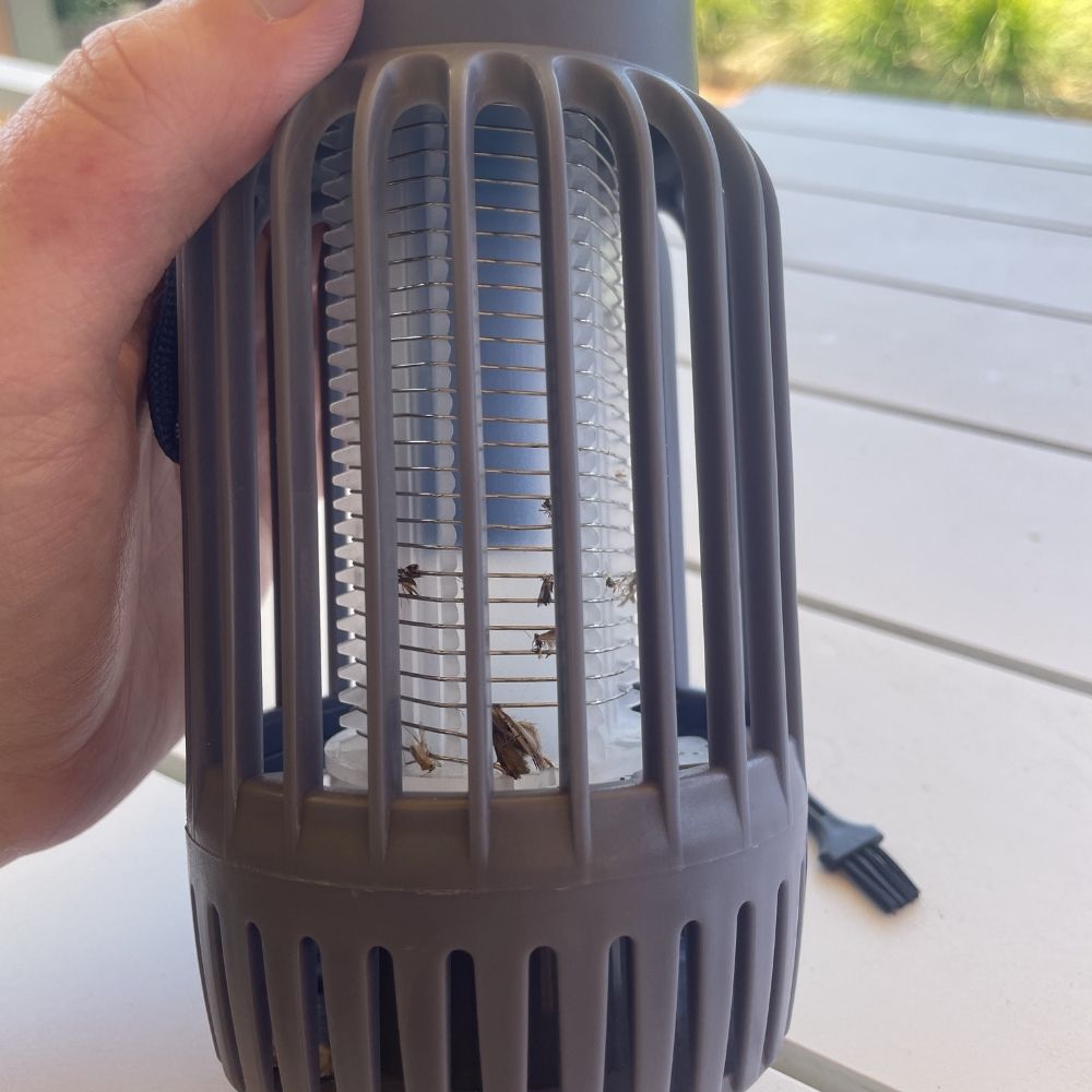 Mosquito Repellent Lamp with 8-Hour Battery Life
